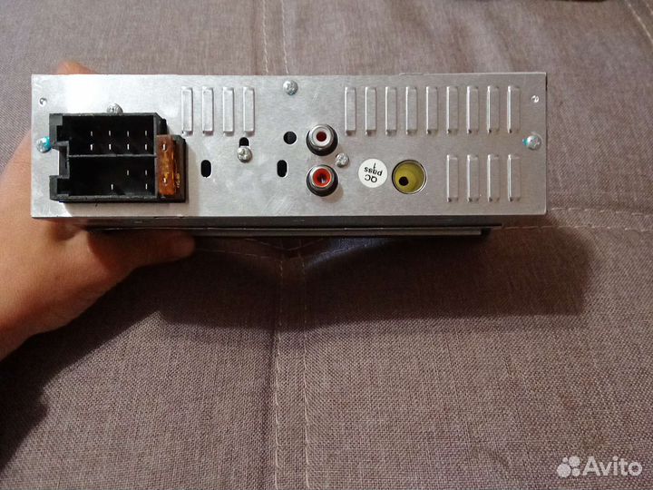 Продам магнитолу Bos-mini