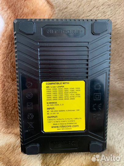Зарядное устройство для а\б nitecore NEW I4