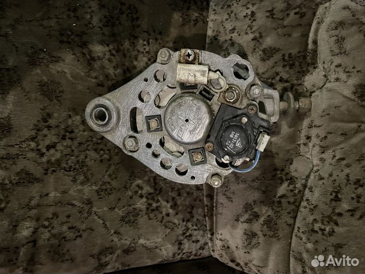 Продам генератор ваз 2107