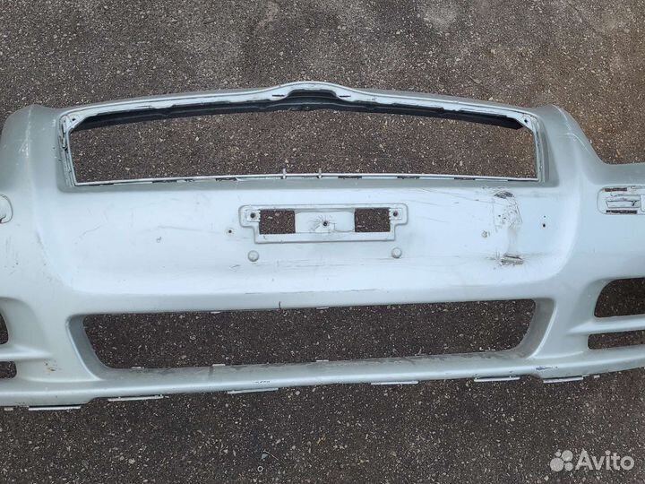 Бампер передний toyota avensis zt 250 03-06г