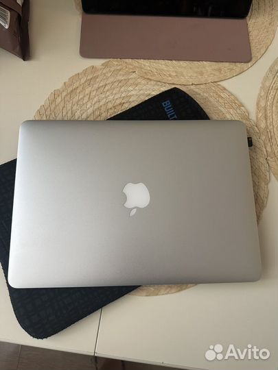 Apple MacBook Air 13 A1369