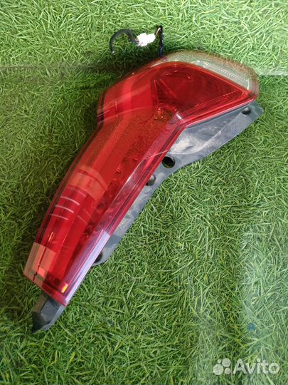Фонарь задний правый Geely Emgrand X7 2.0л 2019г