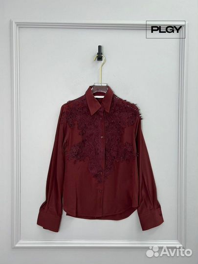 Элегантный образ: комплект женских вещи в едином с