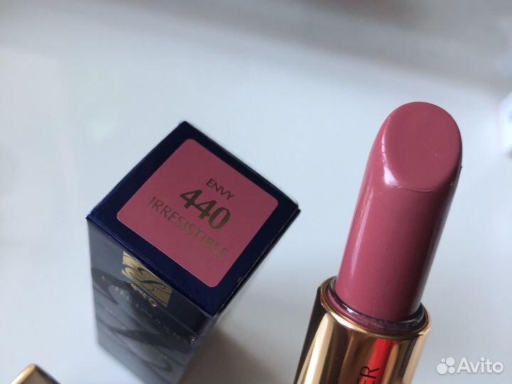Estee lauder помада 440