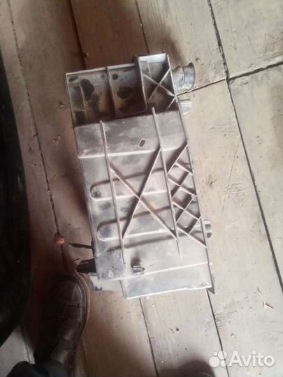 Renault laguna 3 корпус под аккумулятор