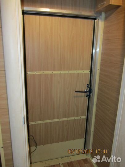 Вагон-дом на шасси Жилой на 8 человек