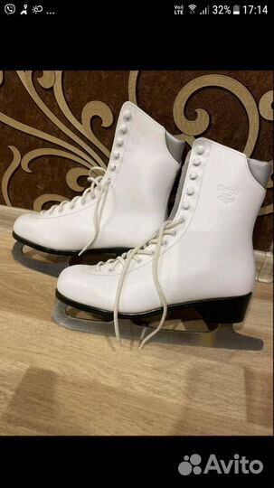 Коньки фигурные