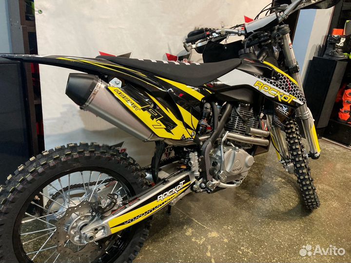 Мотоцикл Rockot R7-250 Hornet