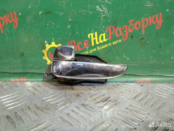 Ручка внутренняя задняя левая Hyundai Sonata 5