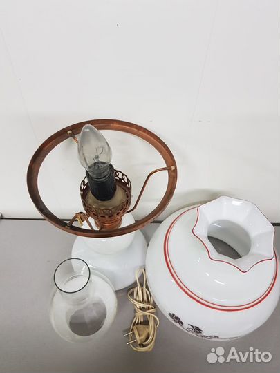 Настольная лампа 