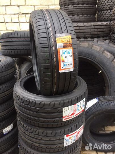 Tracmax X-Privilo TX3 245/45 R17 99W
