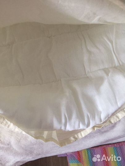 Бортики в детскую кроватку, балдахин и одеялко