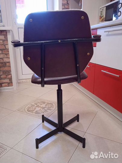 Кресло детское винтовое. Эпоха СССР