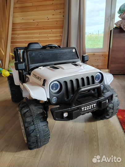 Аккумуляторная детская машина