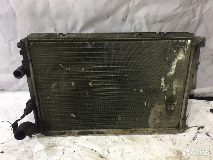 Радиатор основной Renault Megane