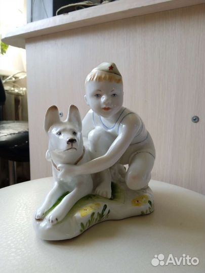 Статуэтка Юный пограничник СССР