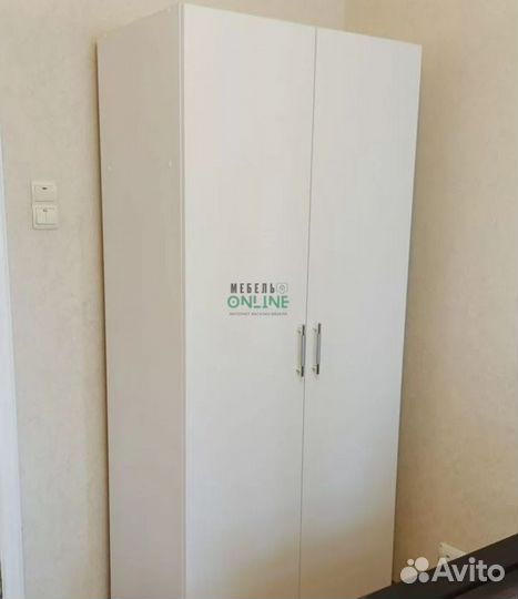 Шкаф двухдверный