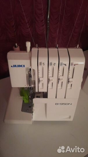 Швейная машина оверлок Juki B950N