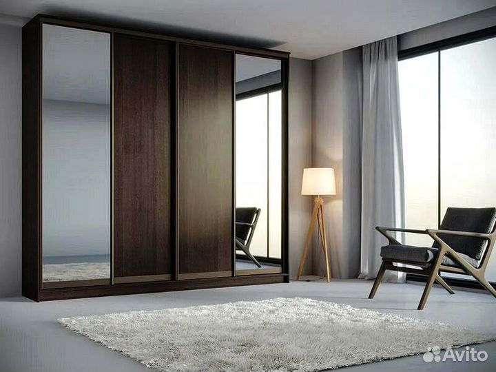 Шкаф новый под ключ