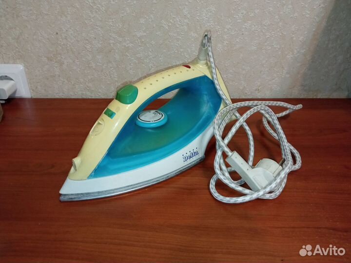 Утюг Delta