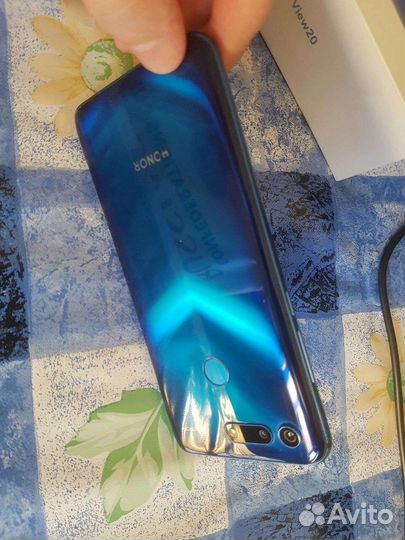 Телефон Huawei Honor view 20 8/256