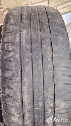 Bridgestone Dueler H/T 843 215/60 R17 96H