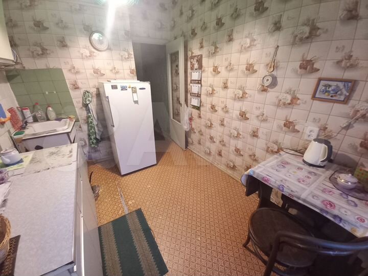 2-к. квартира, 50 м², 2/9 эт.