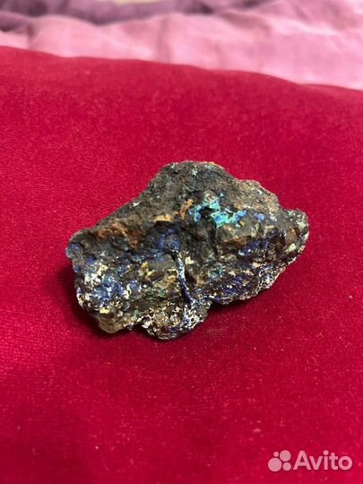 Минералы коллекционные. Заринит/малахит/азурит