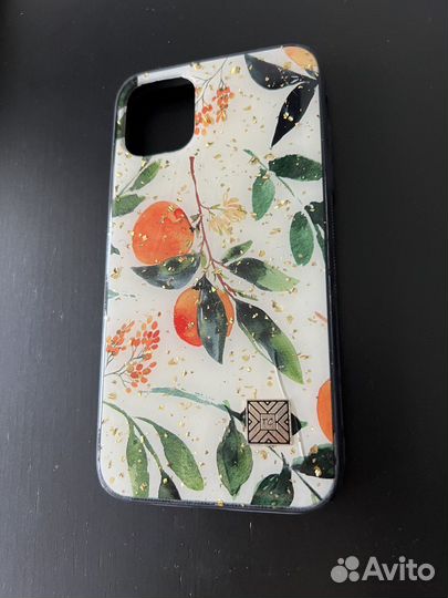 Чехол на iPhone 11