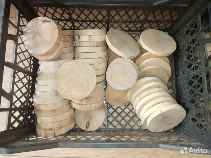 Деревянные спилы берёзы