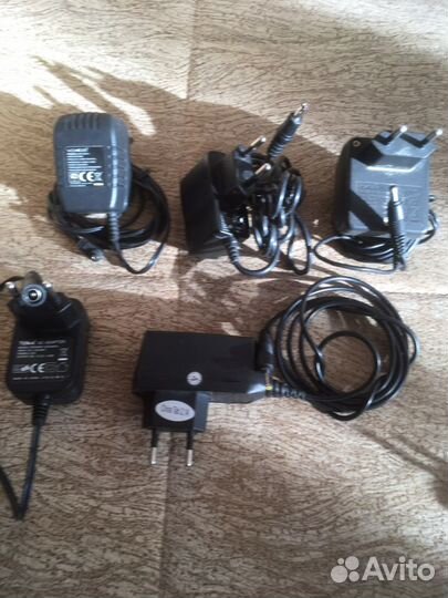 Зарядные устройства разные