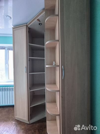 Угловой шкаф