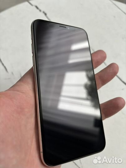 iPhone X, 64 ГБ