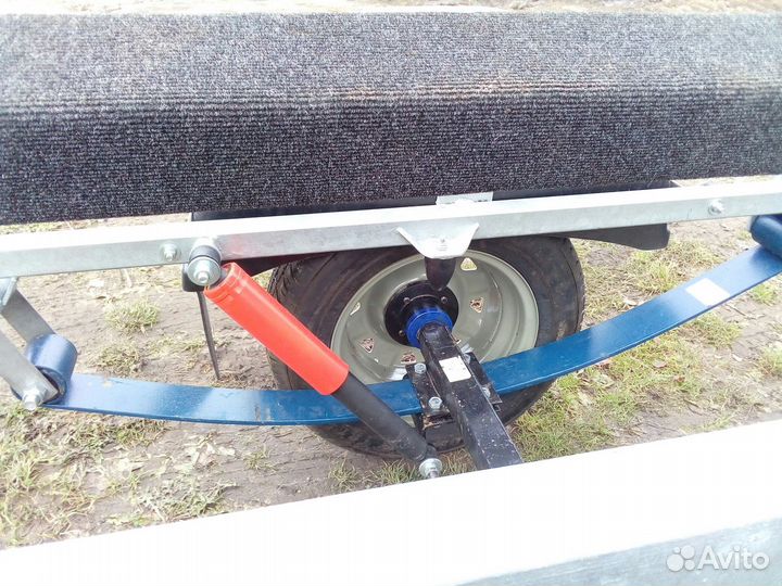 Лодочный прицеп для лодки до 4,7м