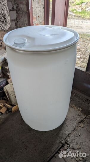 Бочки пластиковые б/у 30,50, 200л