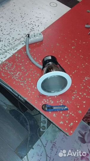 Светильник круглый потолочный встраиваемый