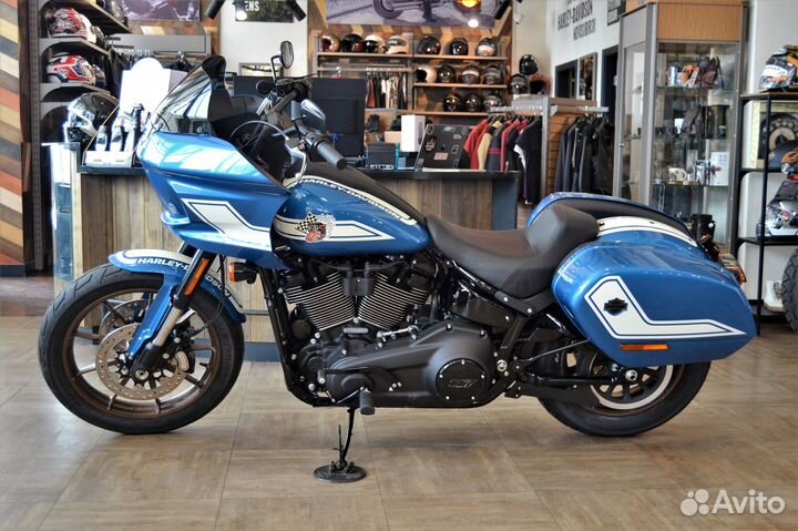 LOW rider ST Fast Johnie