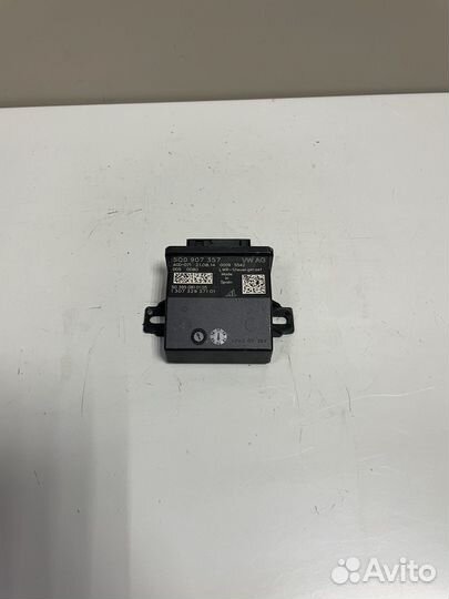 Блок управления адативным светом Audi A3 8V