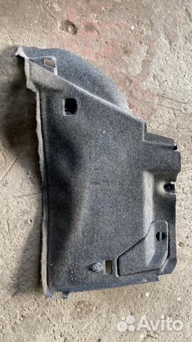 Обшивка багажника Volkswagen golf 4 правая