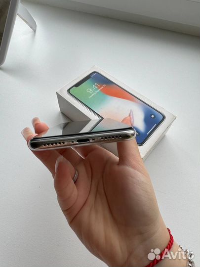 iPhone X, 256 ГБ