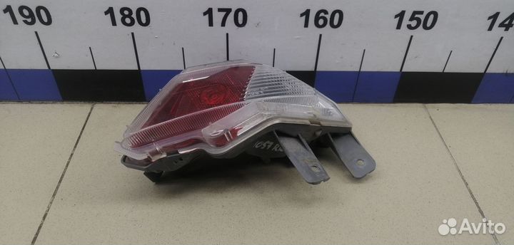 Фонарь задний в бампер правый RAV 4 2013