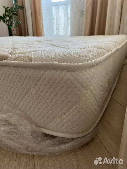 Матрас 180х200