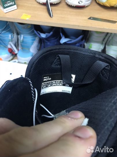 Сноубордические ботинки burton moto41,5