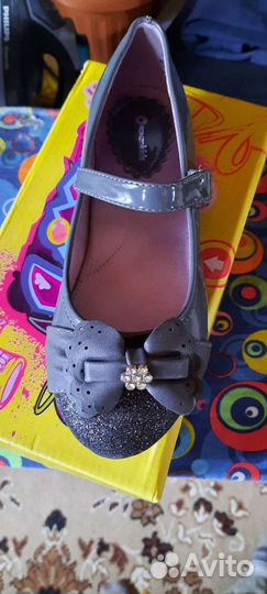 Туфли для девочки 33 размер новые
