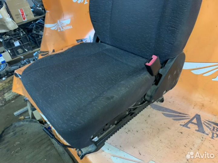 Сидение переднее правое УАЗ Патриот 2 2009