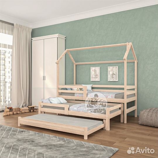 Двухъярусная кровать из дерева