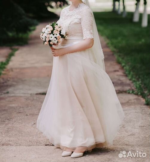 Свадебное платье