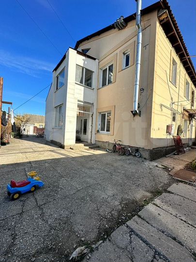 Дом 272,6 м² на участке 6 сот.