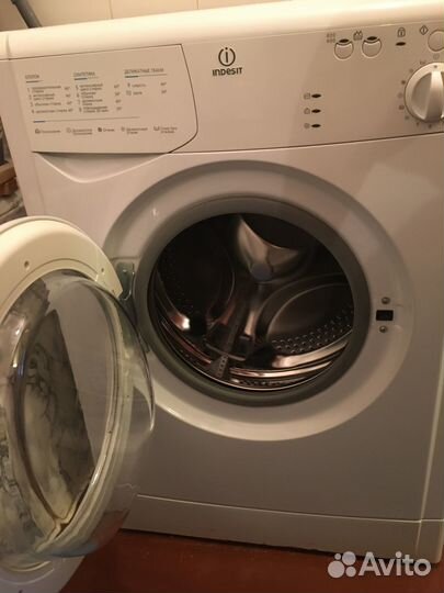 Стиральная машина автомат Indesit