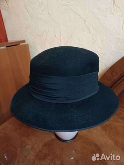 Женские головные уборы. Предложите вашу цену